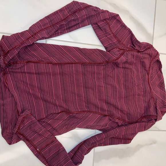 Lululemon Long Sleeve - Picture 1 of 1